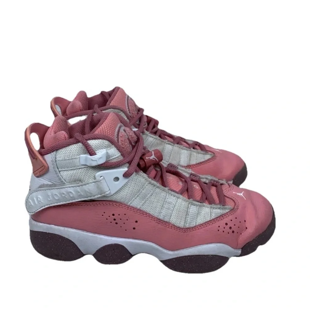 Nike elevate your